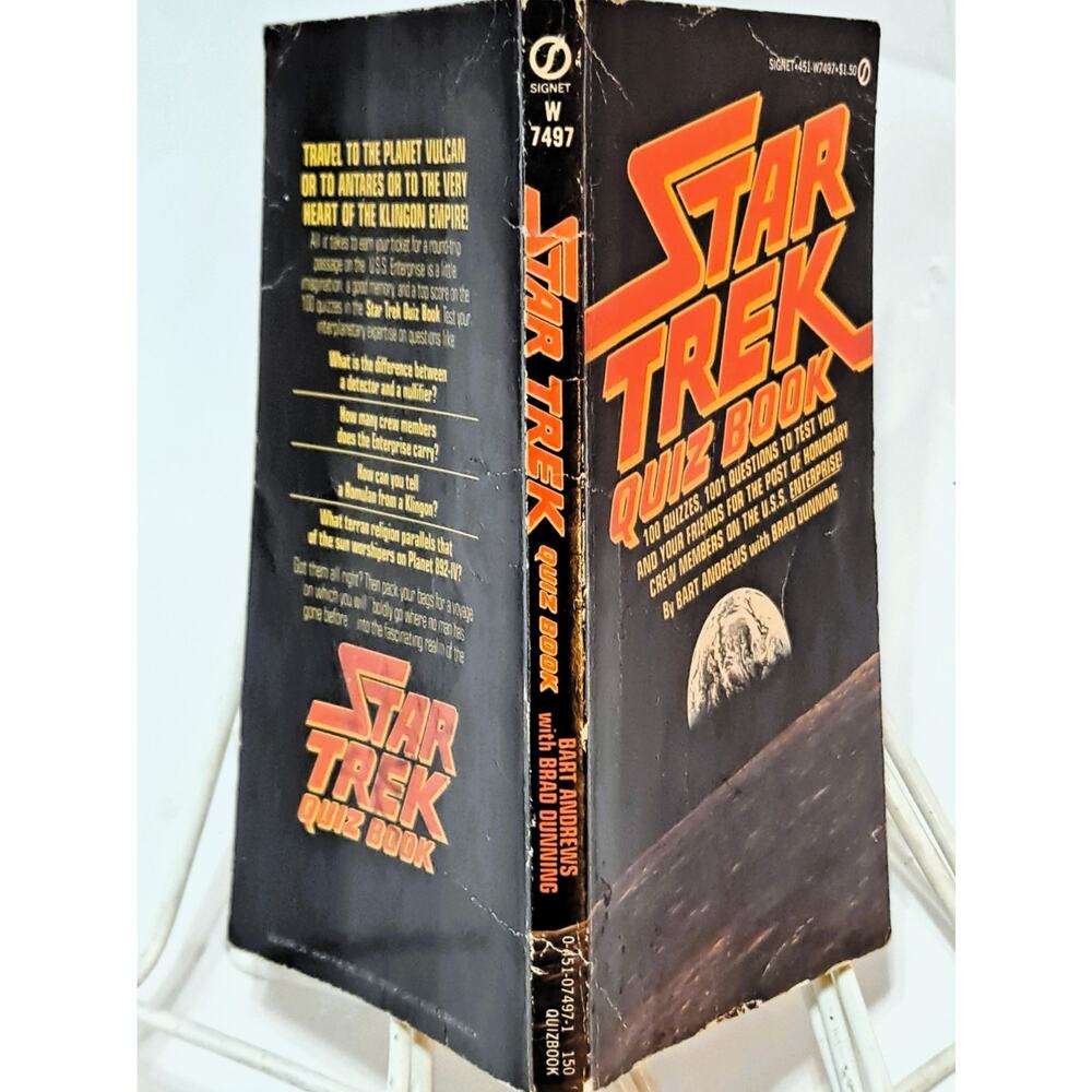 The Star Trek Quiz Book by Andrews & Dunning (1977 1st Ed MMPB)